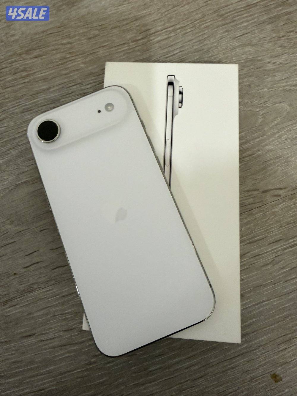 ايفون اير ابيض 512 جيجا0