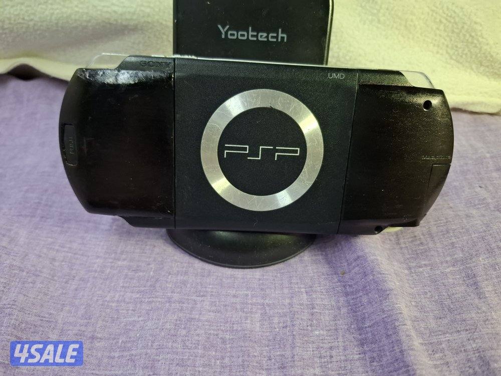 PSP SONY P1000 MODEL.BLACK COLOR 4GB SD CARD WITH 35 GAMES1