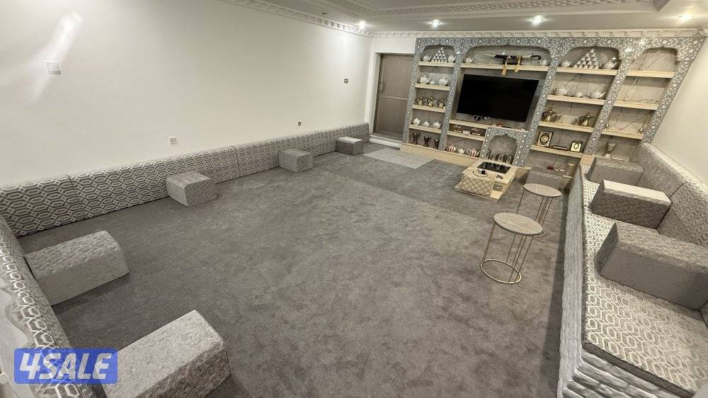 تفصيل وتنجيد مخاد ومراكي اسفنج البغلي وسعودي وستاير رول وخام وسجاد0