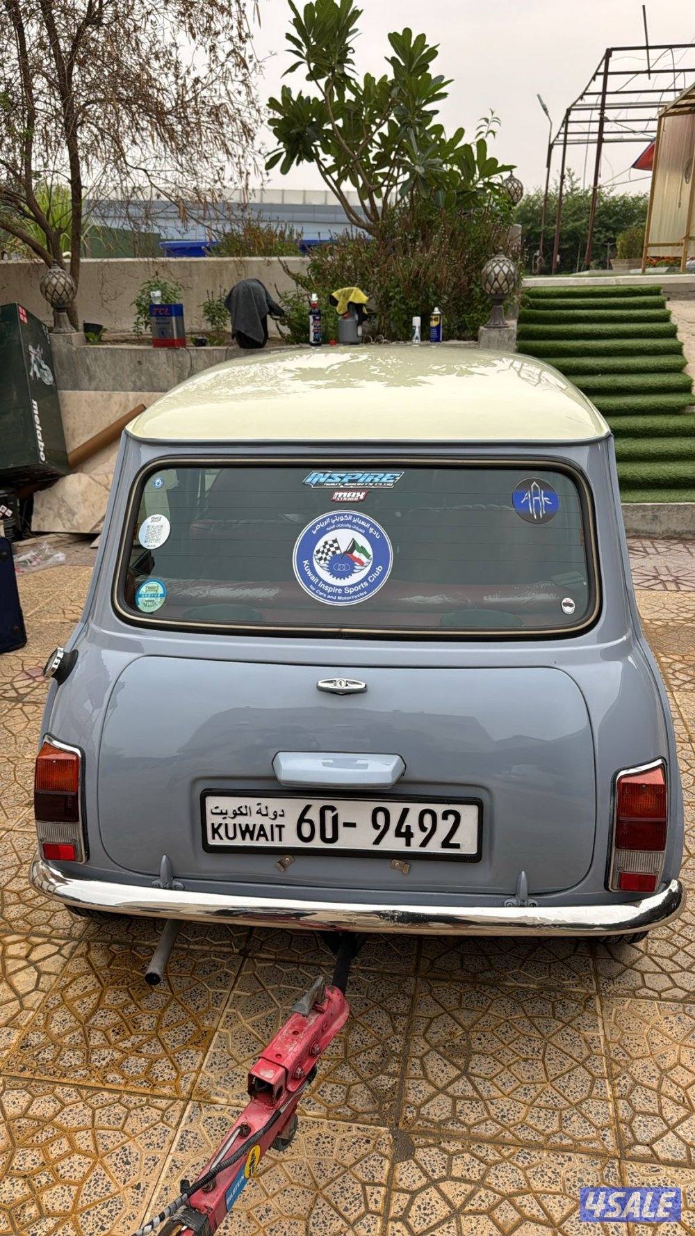 للبيع ميني كوبر كلاسيك مع قلص موديل ١٩٧٥بحالة ممتازة3