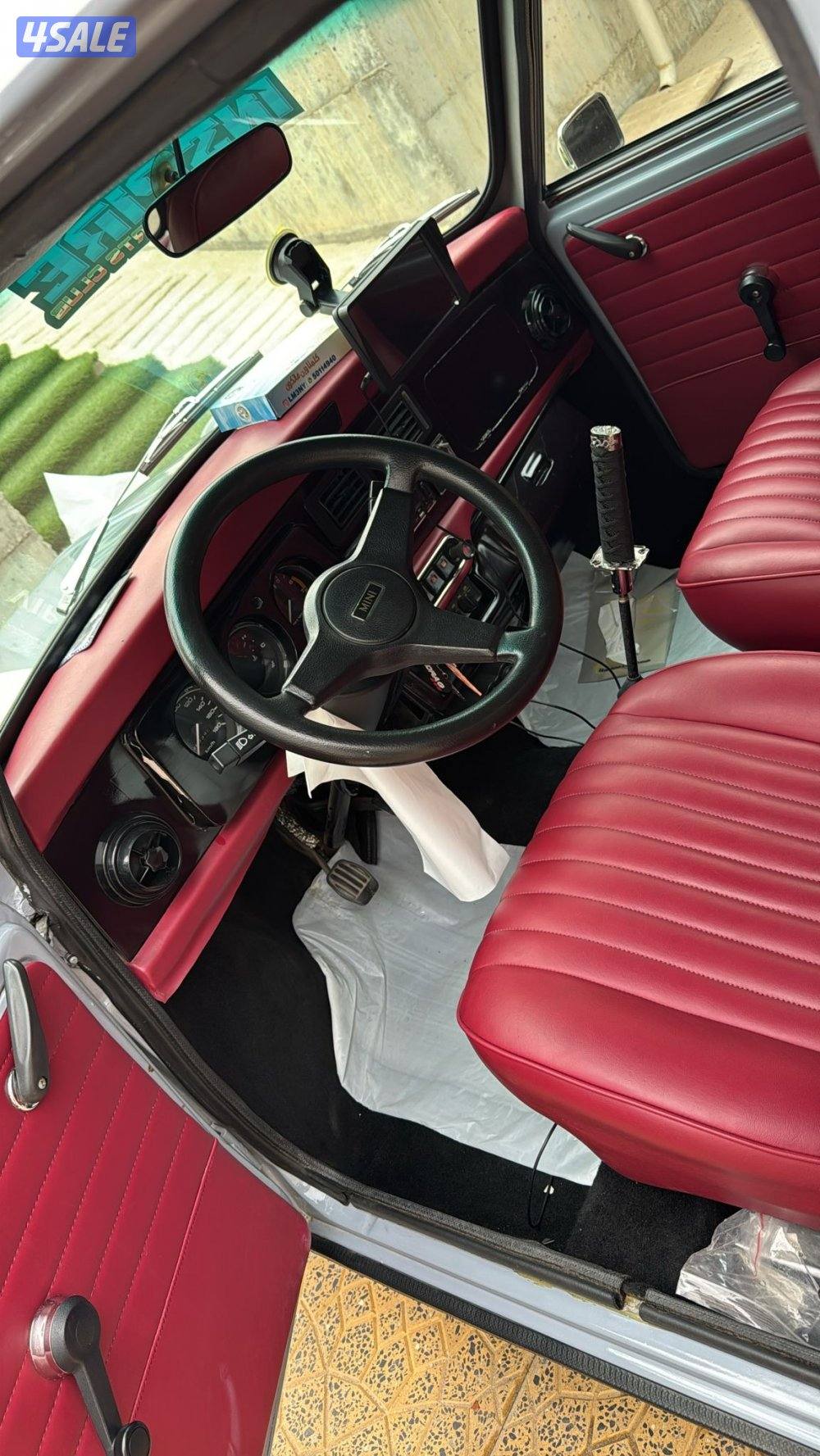 للبيع ميني كوبر كلاسيك مع قلص موديل ١٩٧٥بحالة ممتازة8