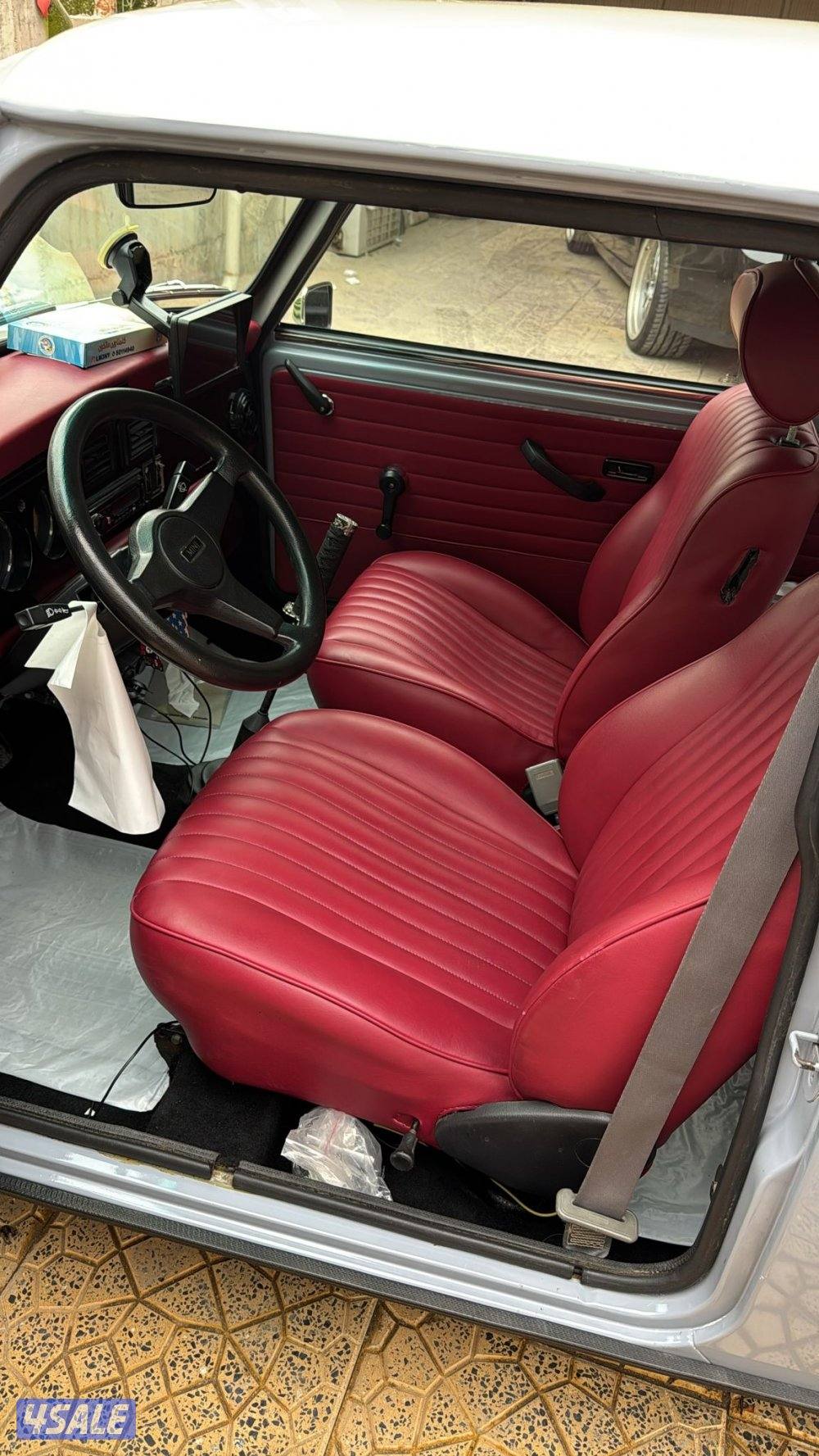 للبيع ميني كوبر كلاسيك مع قلص موديل ١٩٧٥بحالة ممتازة9