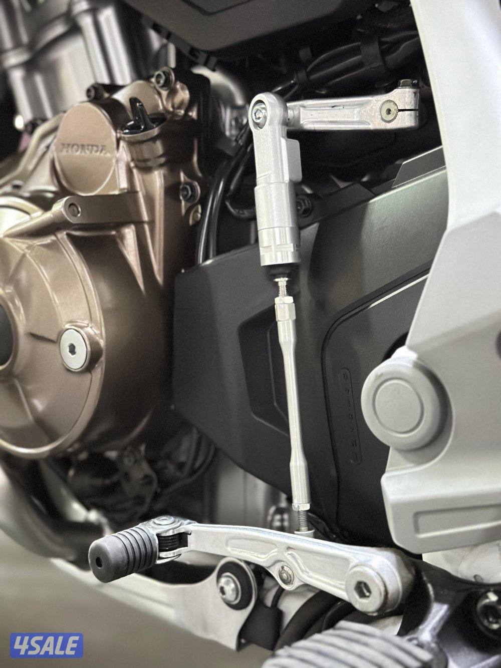 افركا تون سبورت ١١٠٠12