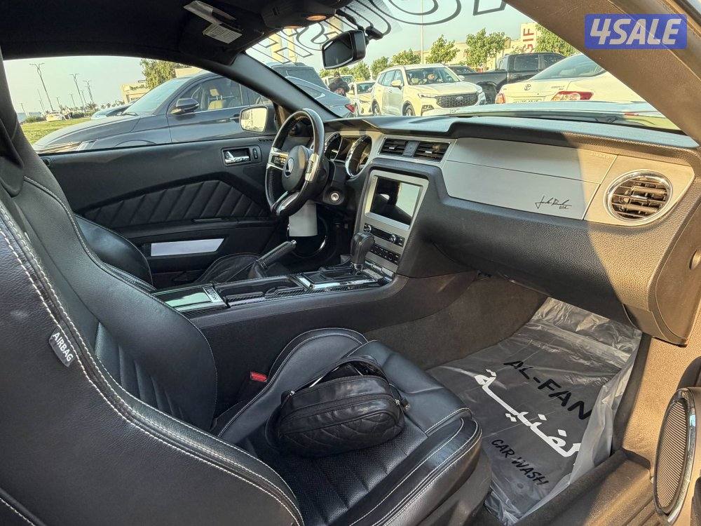 للبيع موستنق روش ستيج ٣ قير توماتيك موديل ٢٠١٤ شرط الفحص شاصي جييييد5