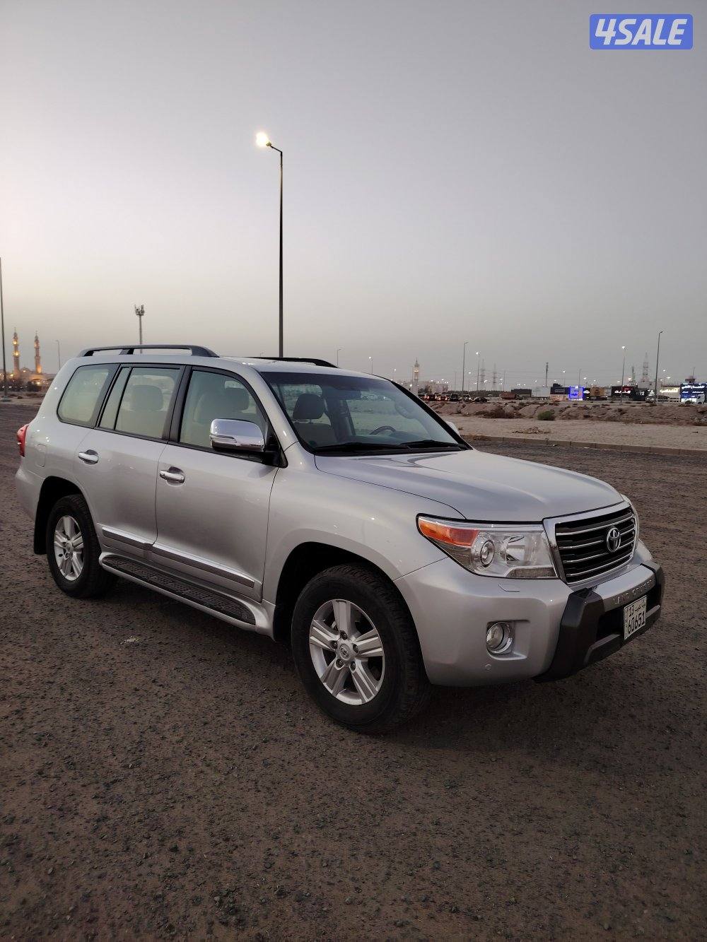 لاند GXR 8 الساير ٢٠١٥ صبغ وكاله1