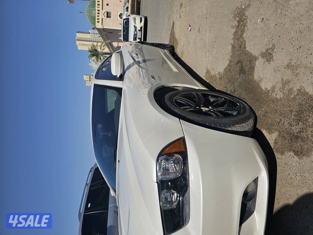 للبيع دوج شارجر ٢٠١٣ نضيف جدا0