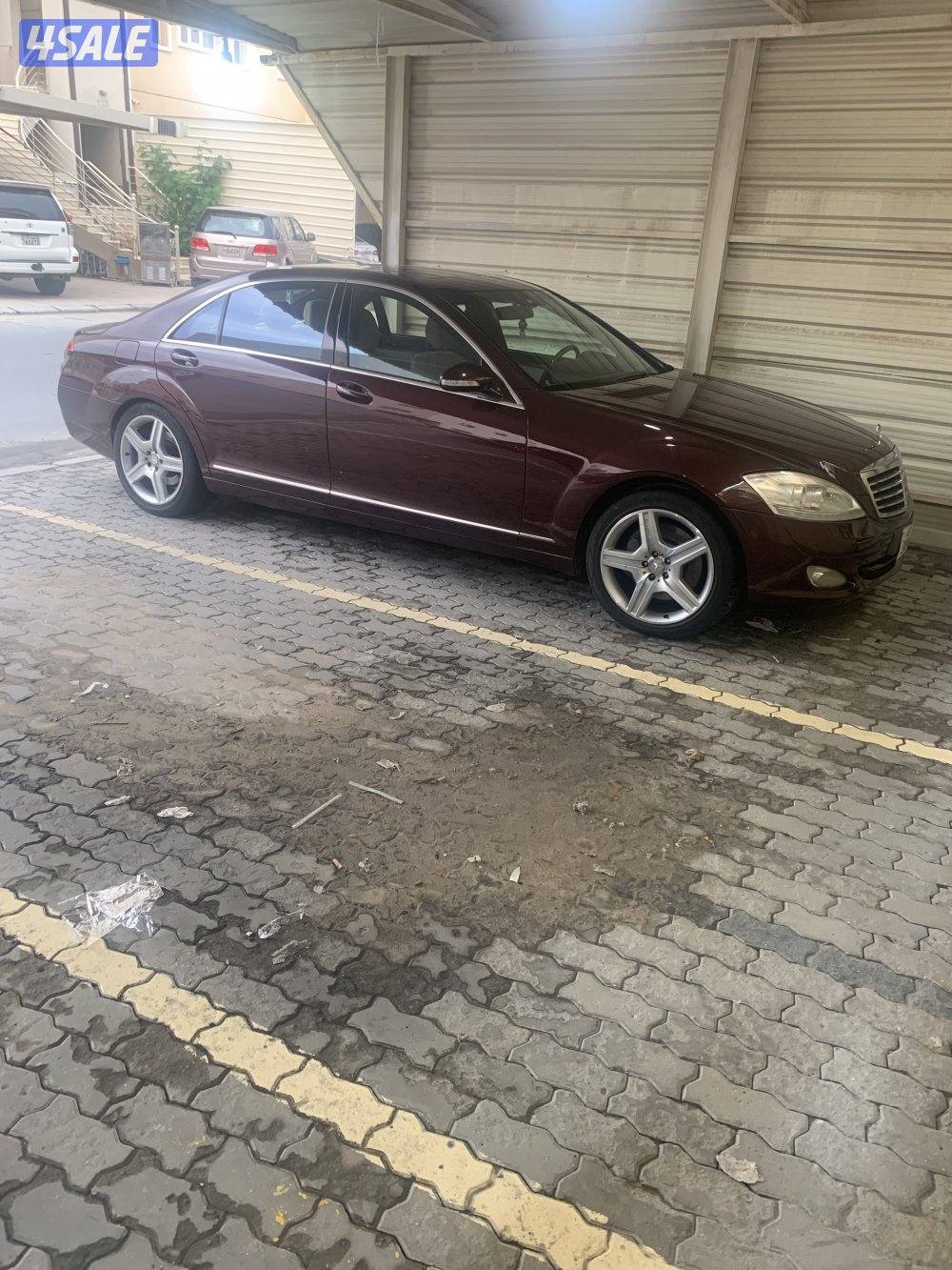 حجم ٥٠٠ لاراج موديل ٢٠٠٦ البشر اللون عنابي بحاله ممتازه وبسعر مغري0