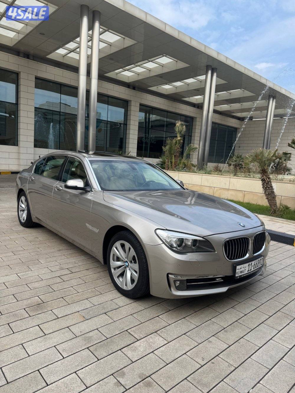 بي ام دبليو 730Li الغانم بحالة الوكاله عداد (46) فقط2