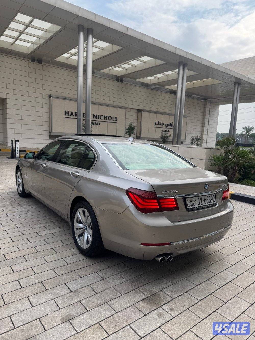 بي ام دبليو 730Li الغانم بحالة الوكاله عداد (46) فقط3