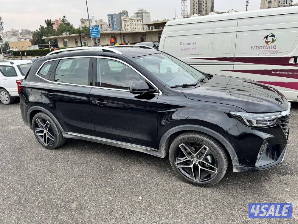 للبيع سياره Mgrx5 موديل 2025 كامله المواصفات اعلي فئه7