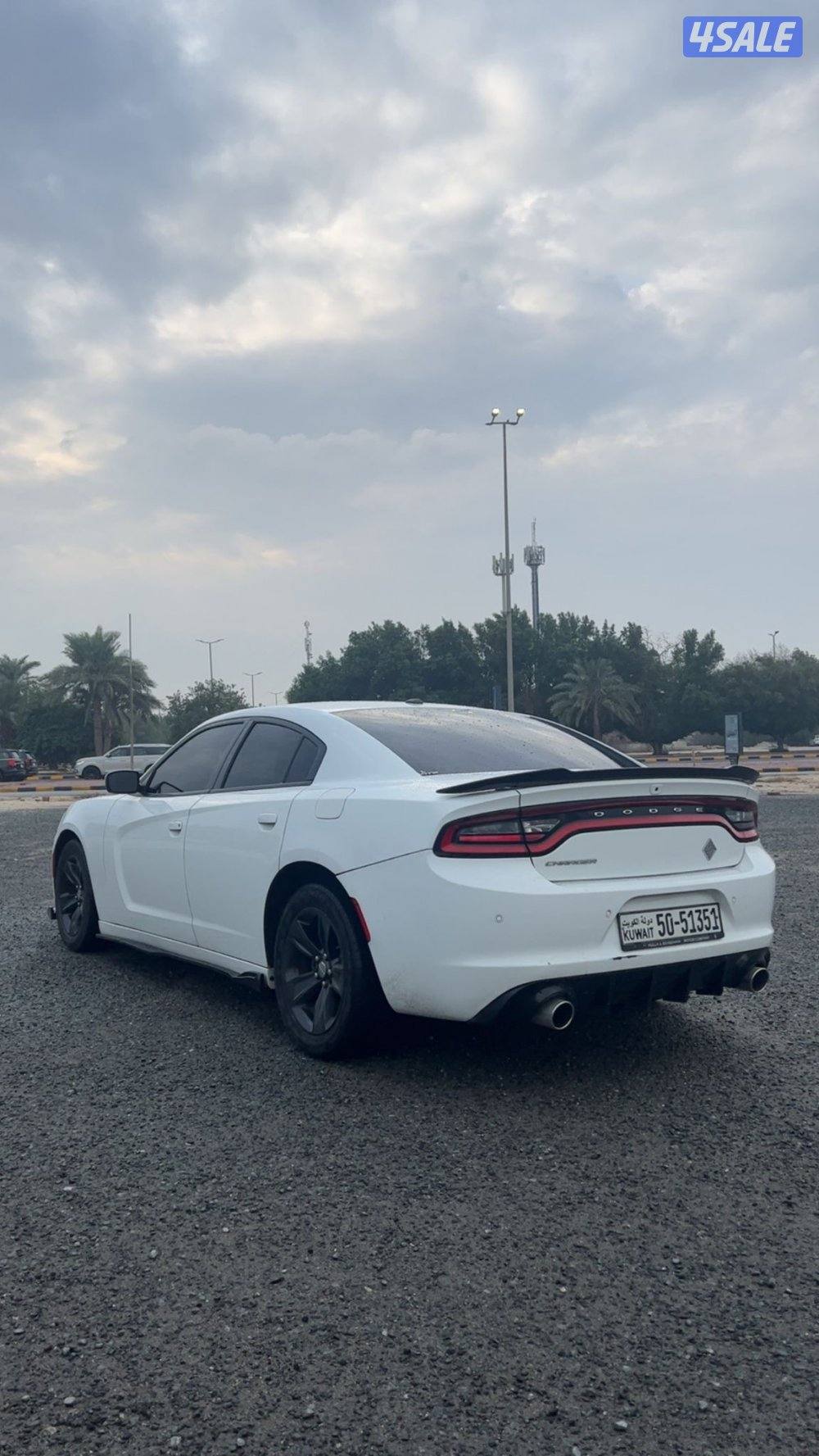 للبيع دوج تشارجر 20191