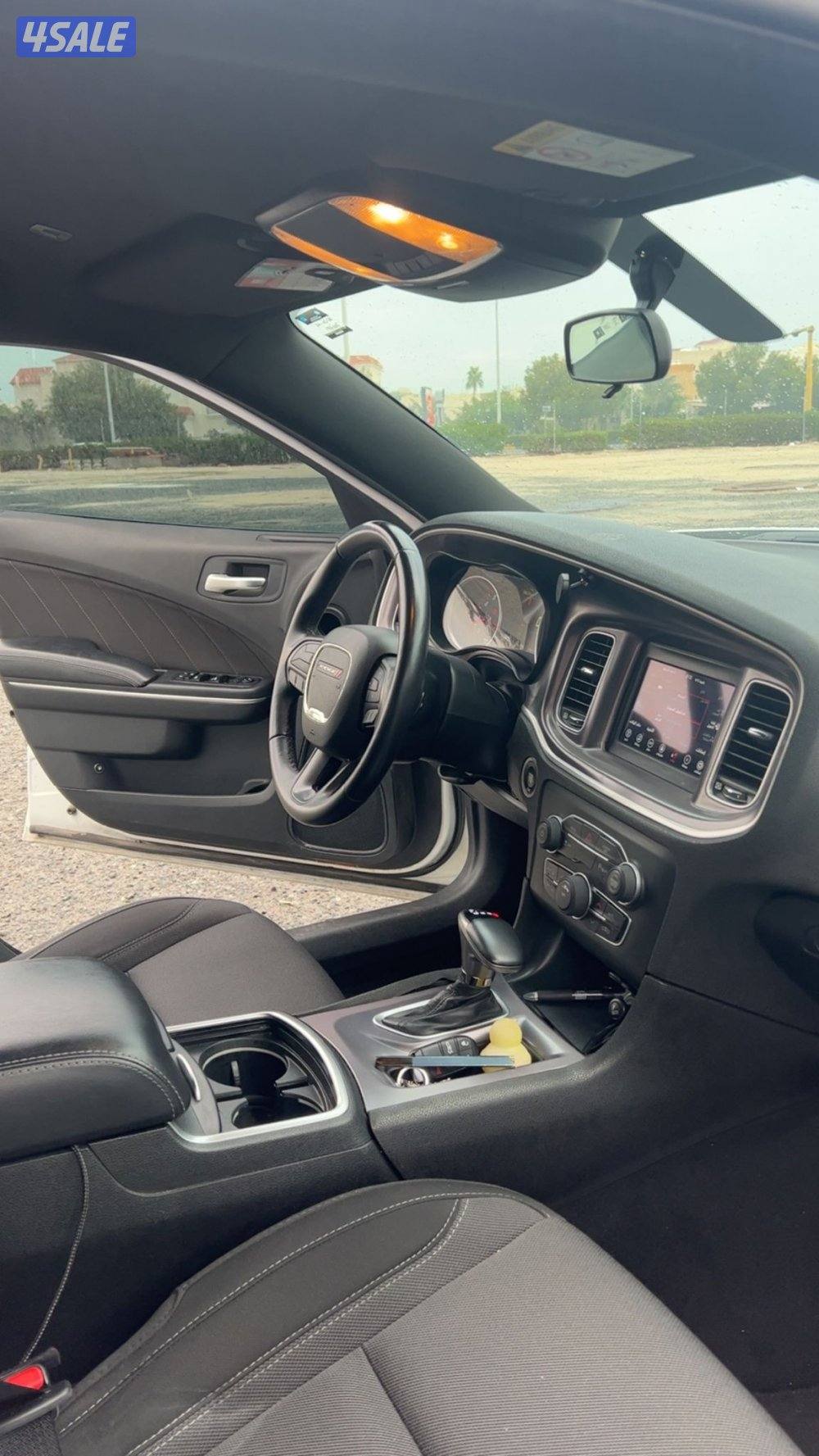 للبيع دوج تشارجر 20192