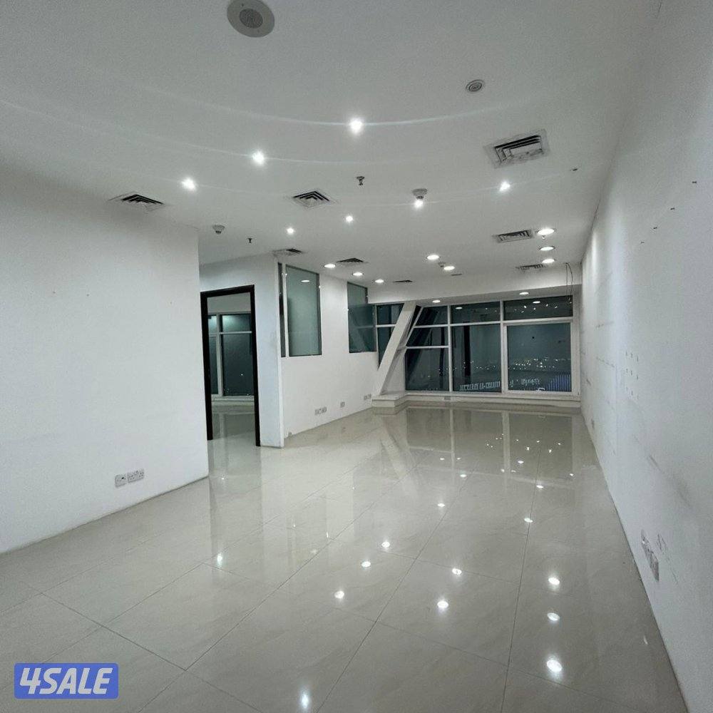 نصف دور تجاري مع فترة سماح للإيجار في القبلة10