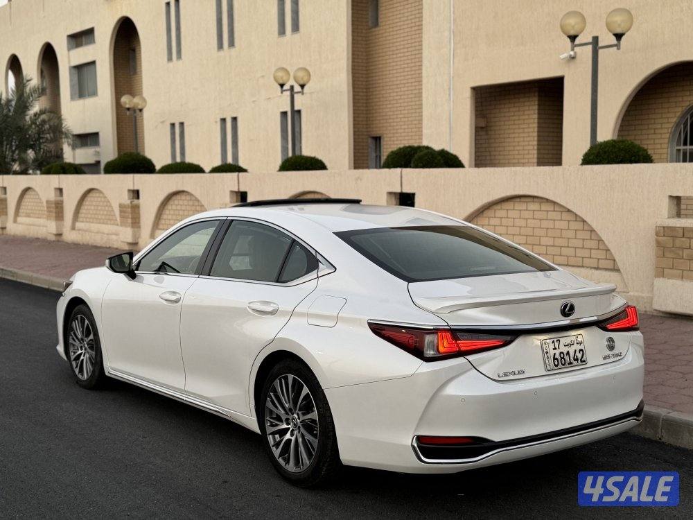 للبيع لكزس ES2501