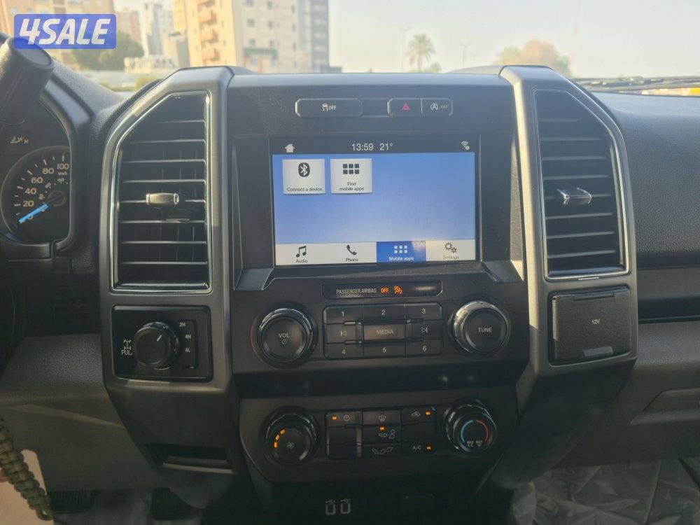 Ford F-150 2019 model 4x4 ( 52000 km ) ORGINAL PAINT12