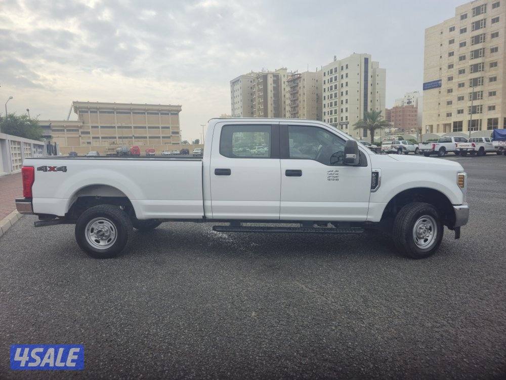 Ford F-250 long chaise 2019 model 4x4 double gear4