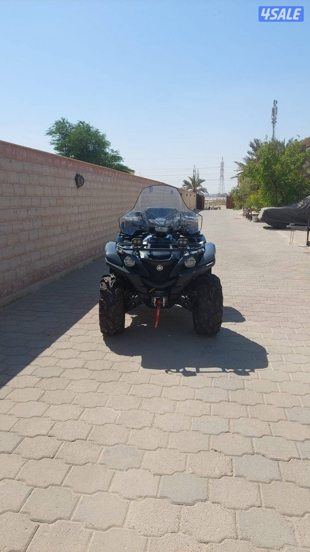 للبيع GRIZZLY ياماها 2023 ماشي476 كشافات ونش امامي كامل المواصفات مخزن0