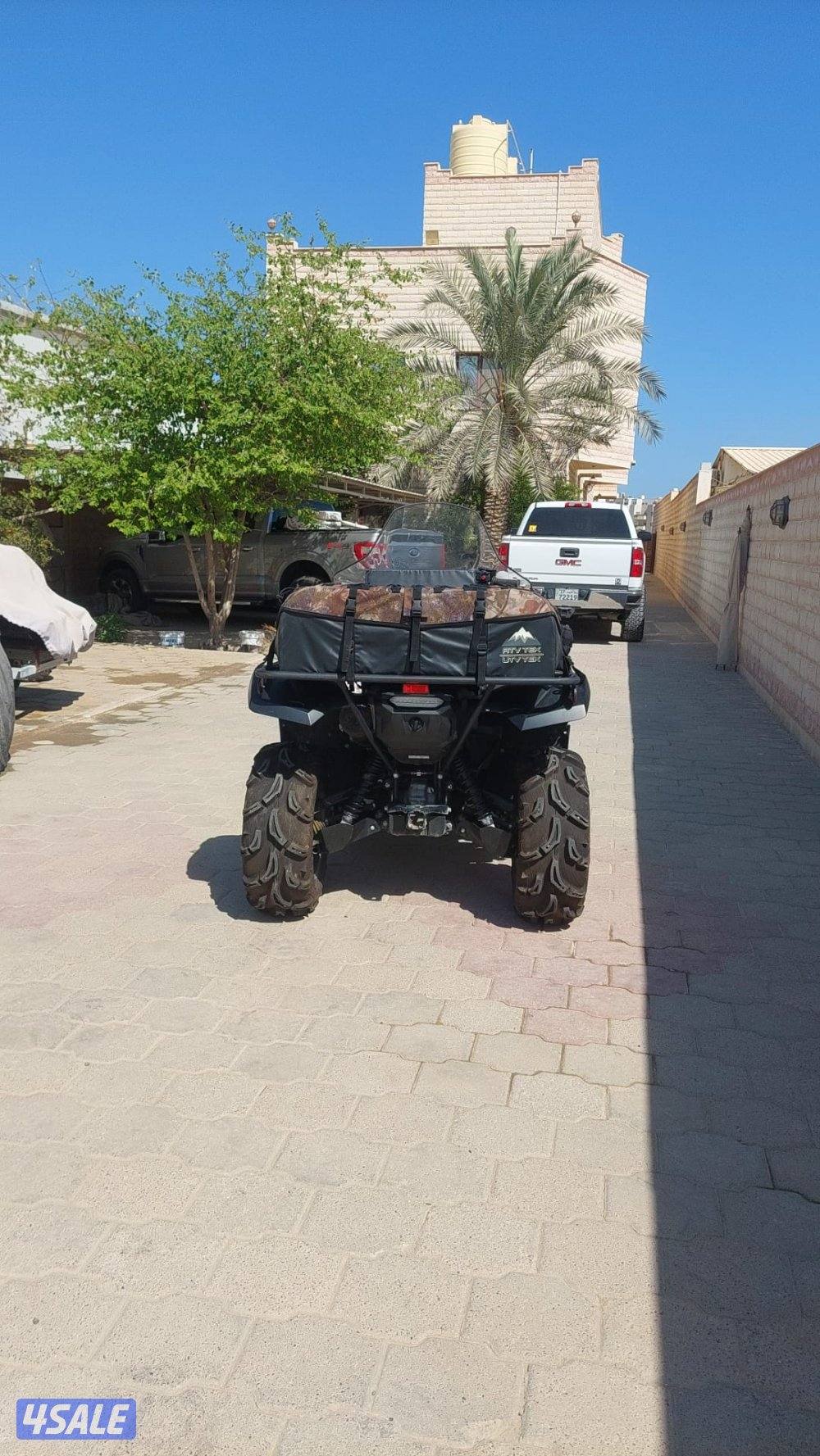 للبيع GRIZZLY ياماها 2023 ماشي476 كشافات ونش امامي كامل المواصفات مخزن1