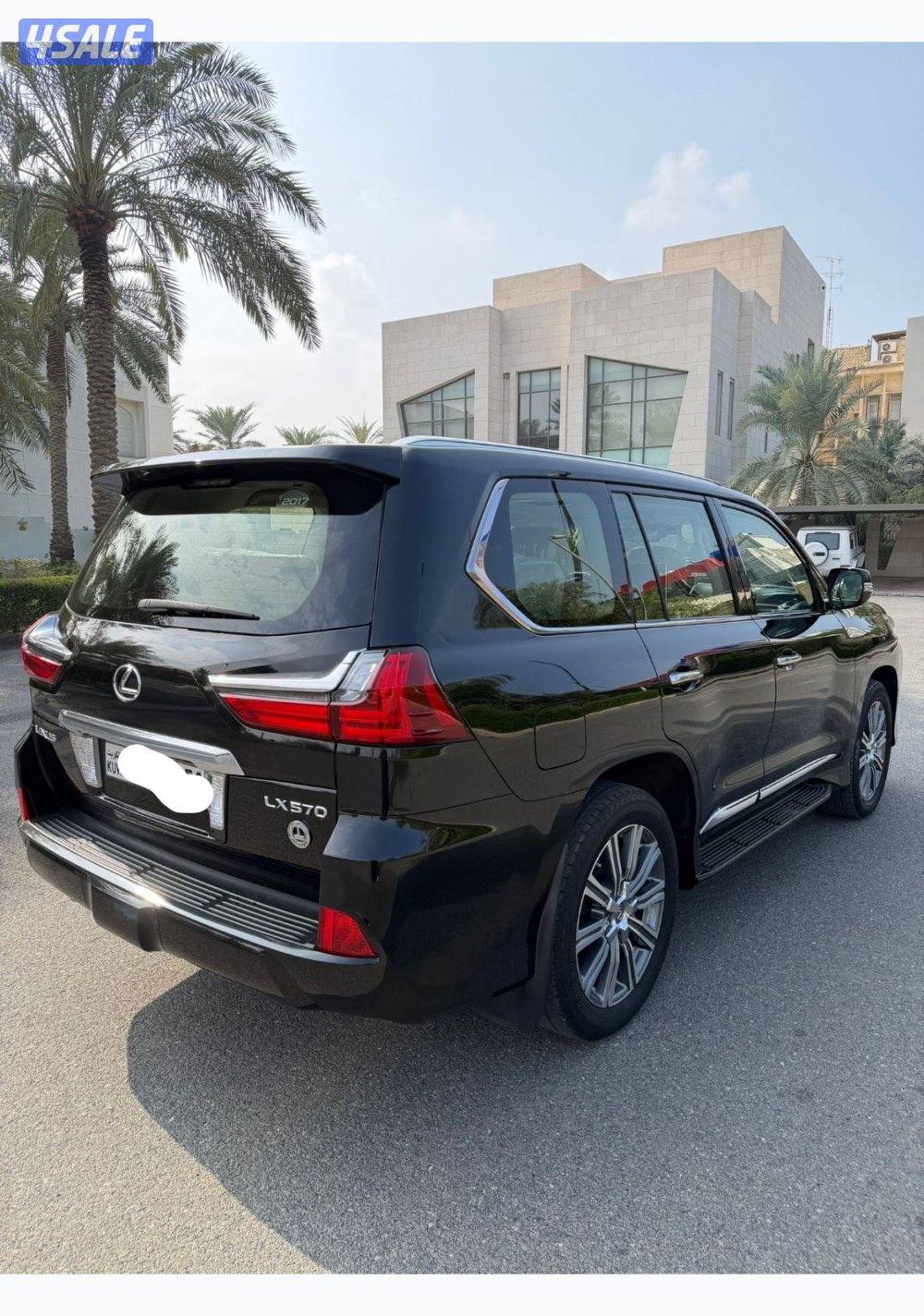 للبيع LX570 - صبغ وكاله - عداد ١٤٩3