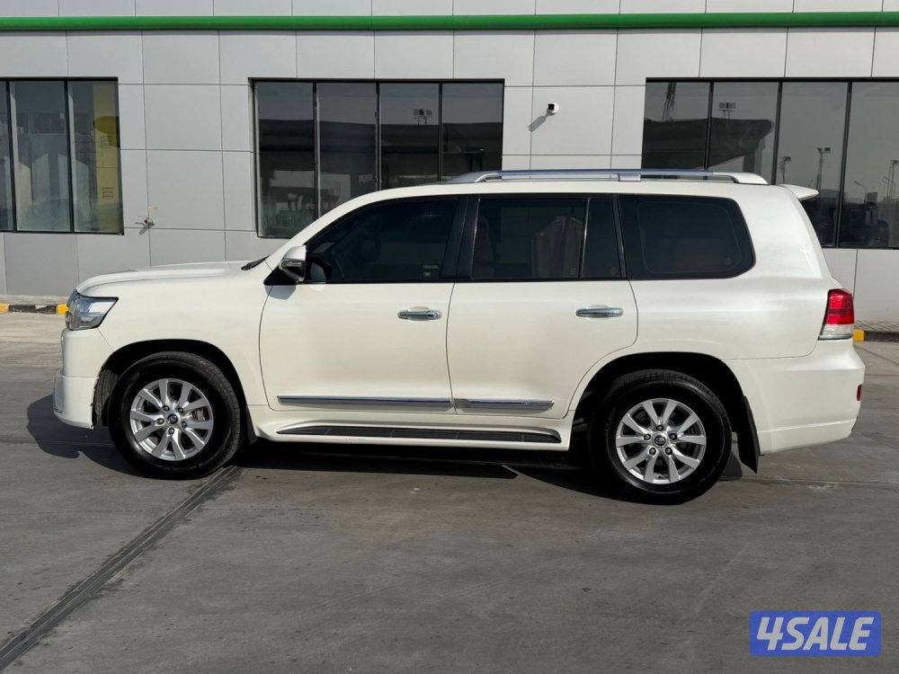 لاند كروزر 2018 بحاله ممتازه2