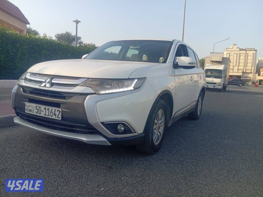 للبيع ميتسوبيشي اوتلاندر موديل 2017 شرط الفحص بحالة ممتازة0
