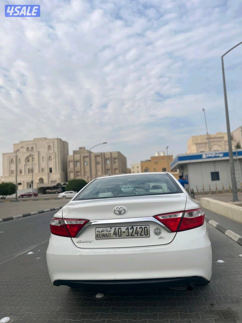 للبيع كامري 2016 أبيض شرط الفحص قير مكينة شاصي4