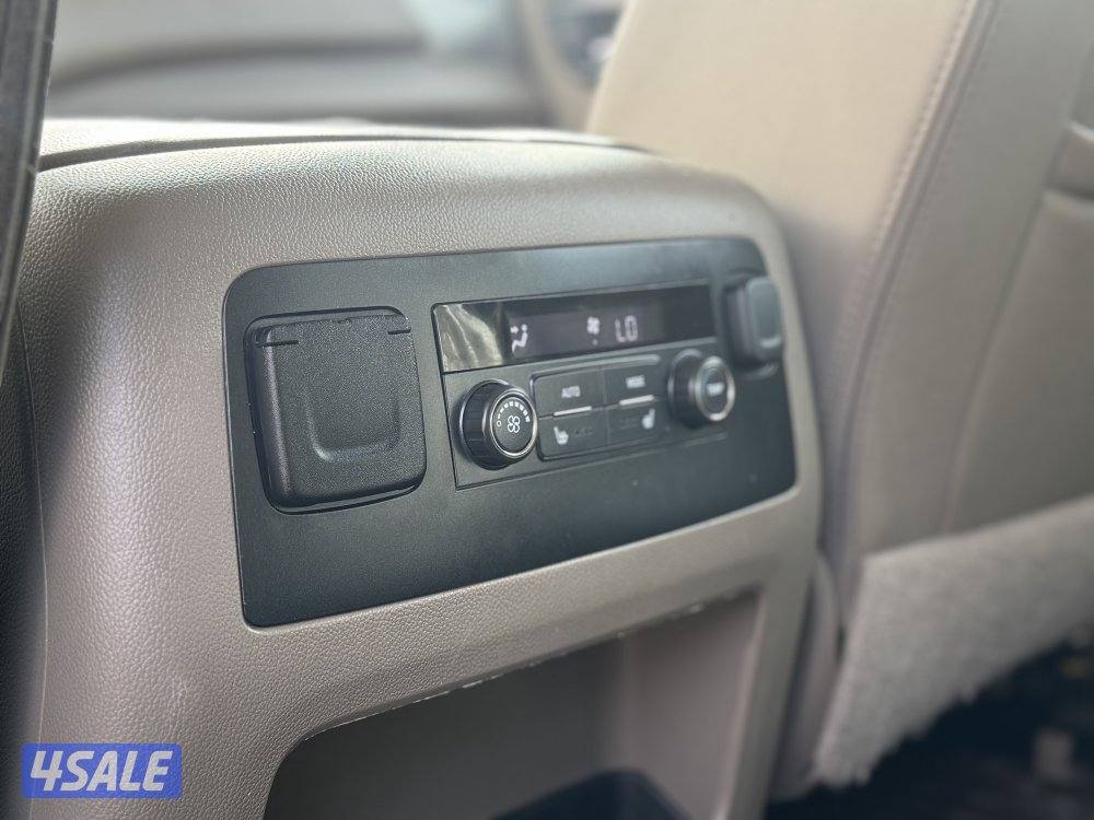 جي ام سي يوكن SLT موديل 2018 صبغ الوكاله بحاله الوكاله12