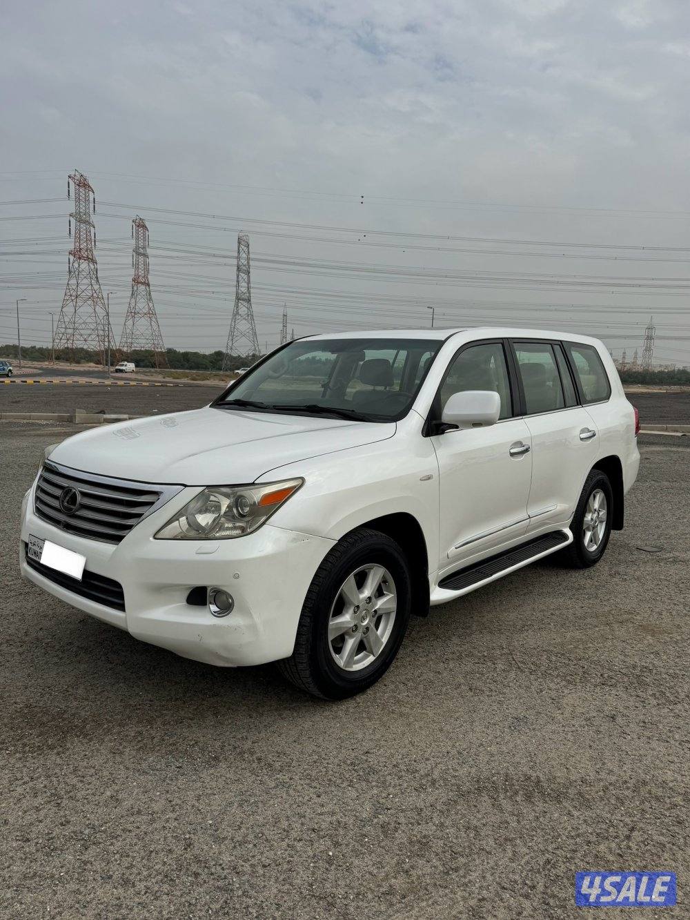 لكزس LX570 وارد الخليج فحص جير مكينه شاصي البدي قطعه وحده1