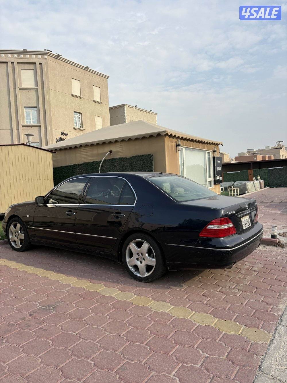 لكزس LS20042