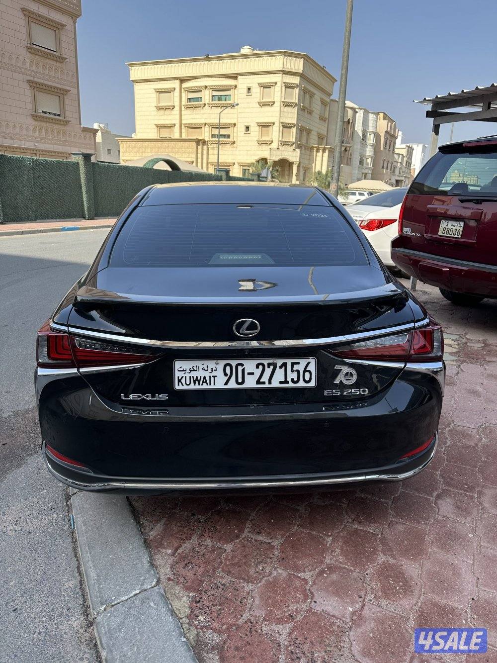 للبيع لكزس es250 موديل 242