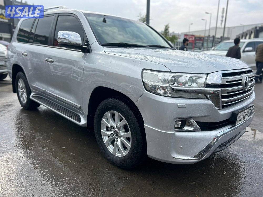 لاند كروزر GX.R. V81