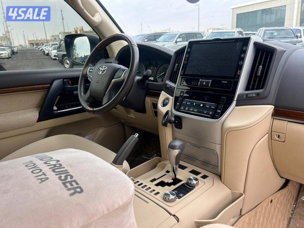 لاند كروزر GX.R. V86