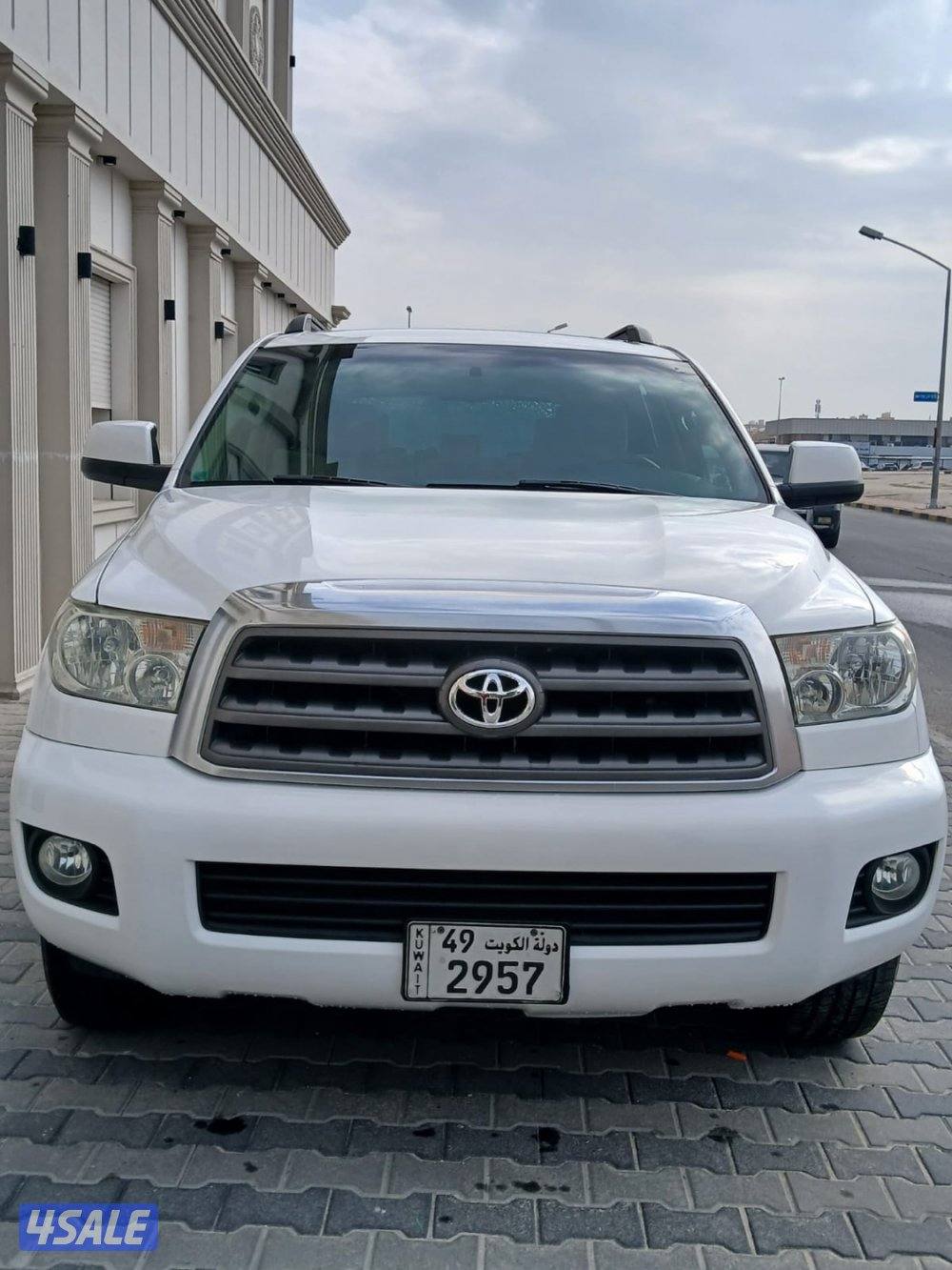 للبيع جيب سكويا 2010 بحالة الوكالة2