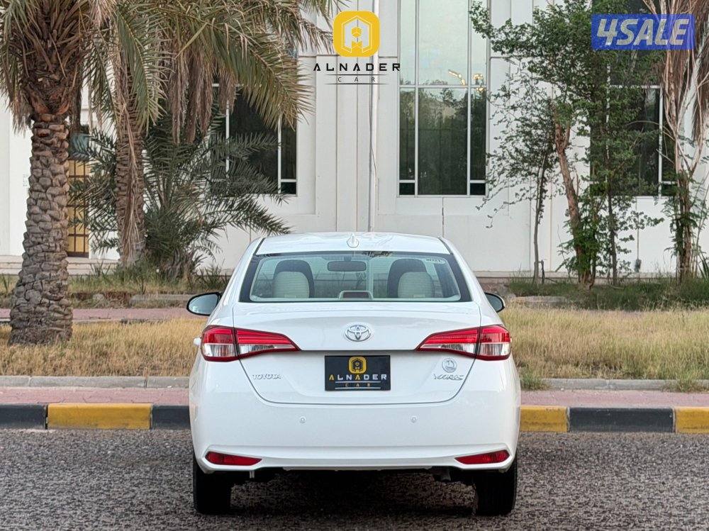 للبيع يارس موديل 2021 وارد الساير4