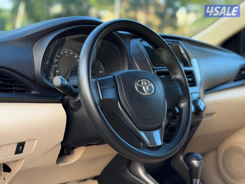 للبيع يارس موديل 2021 وارد الساير7