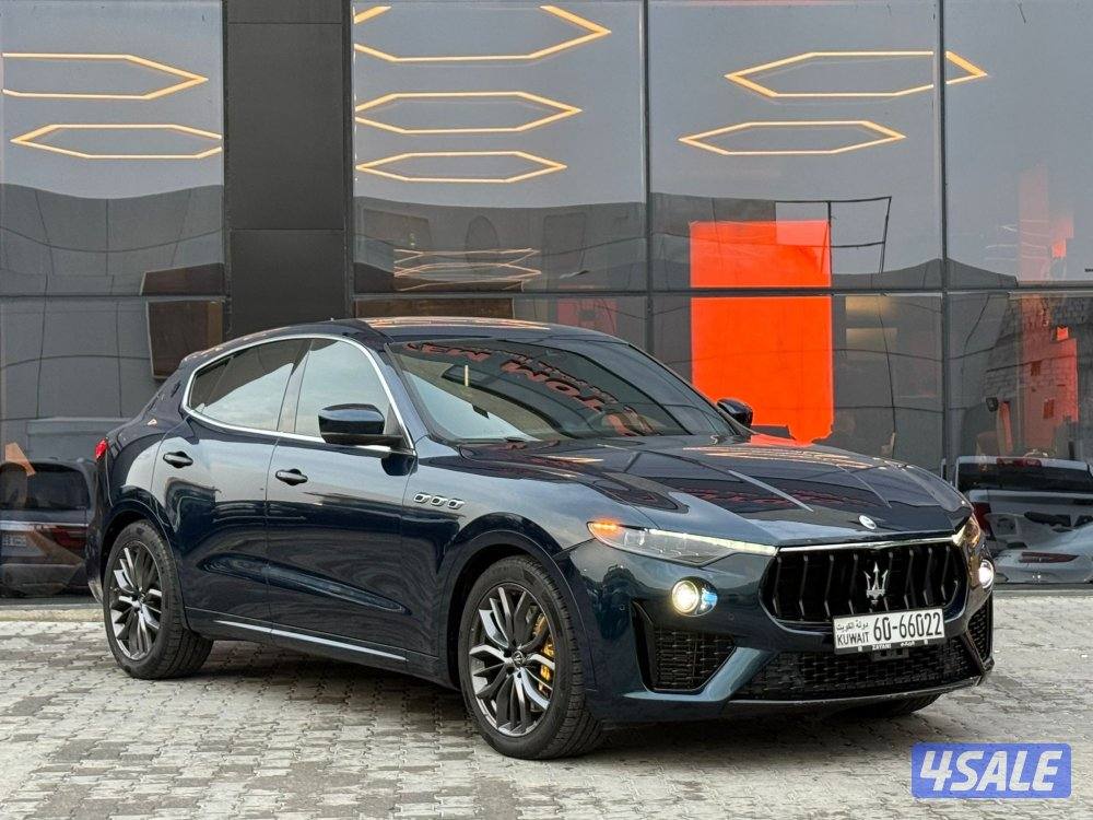 MASERATI LEVANTE _2022 صبغ الوكالة0