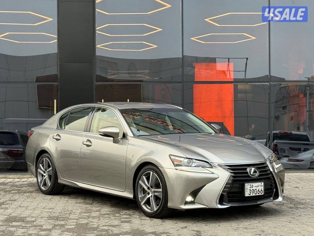 LEXUS GS300 _2018 عداد 7 الاف فقط0