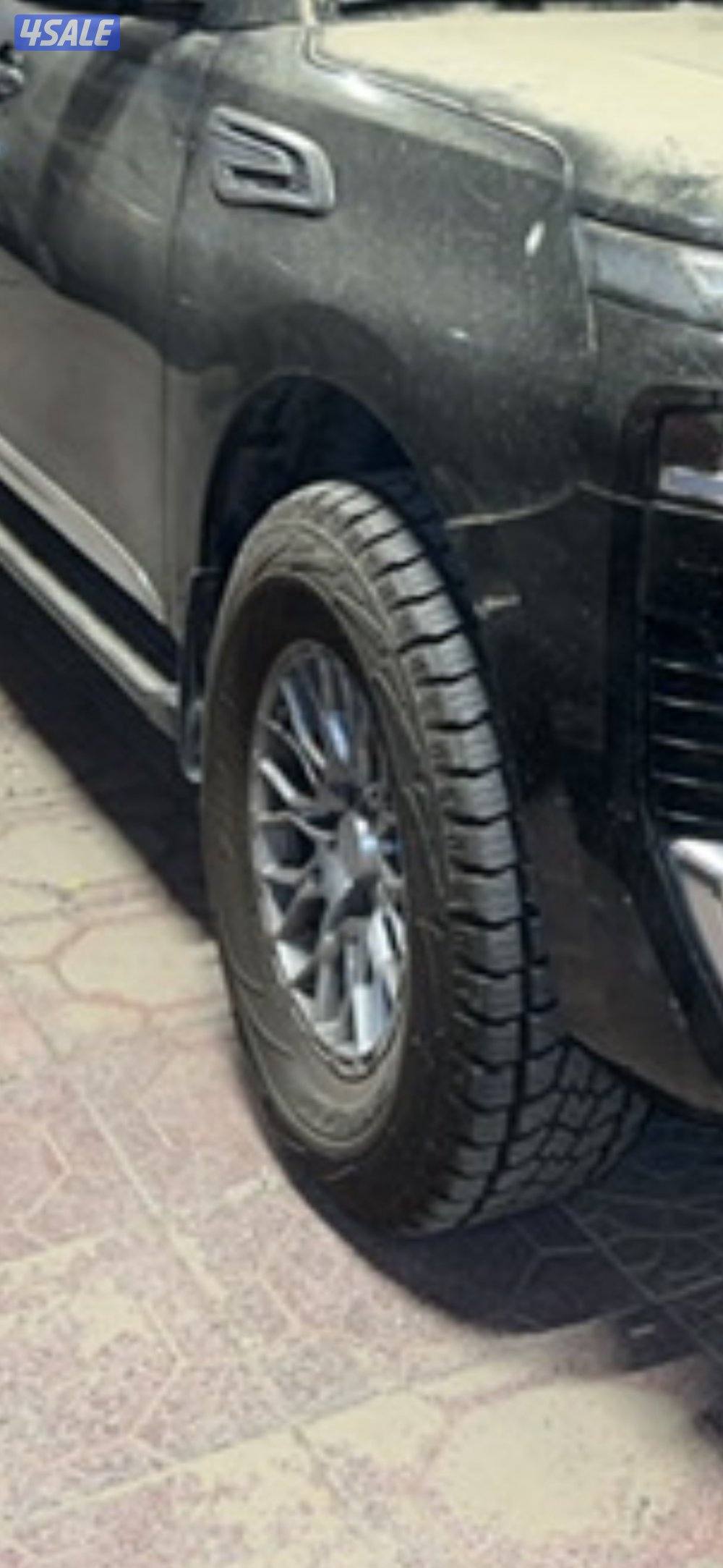 رنقات تيتانيا0