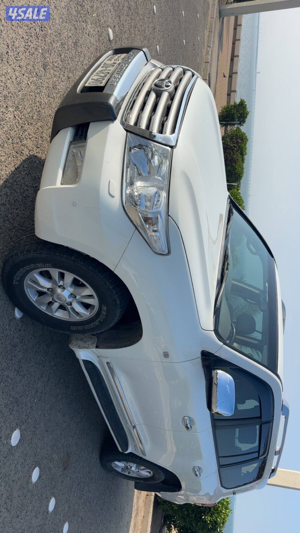 لاندكروزر ٢٠١١2