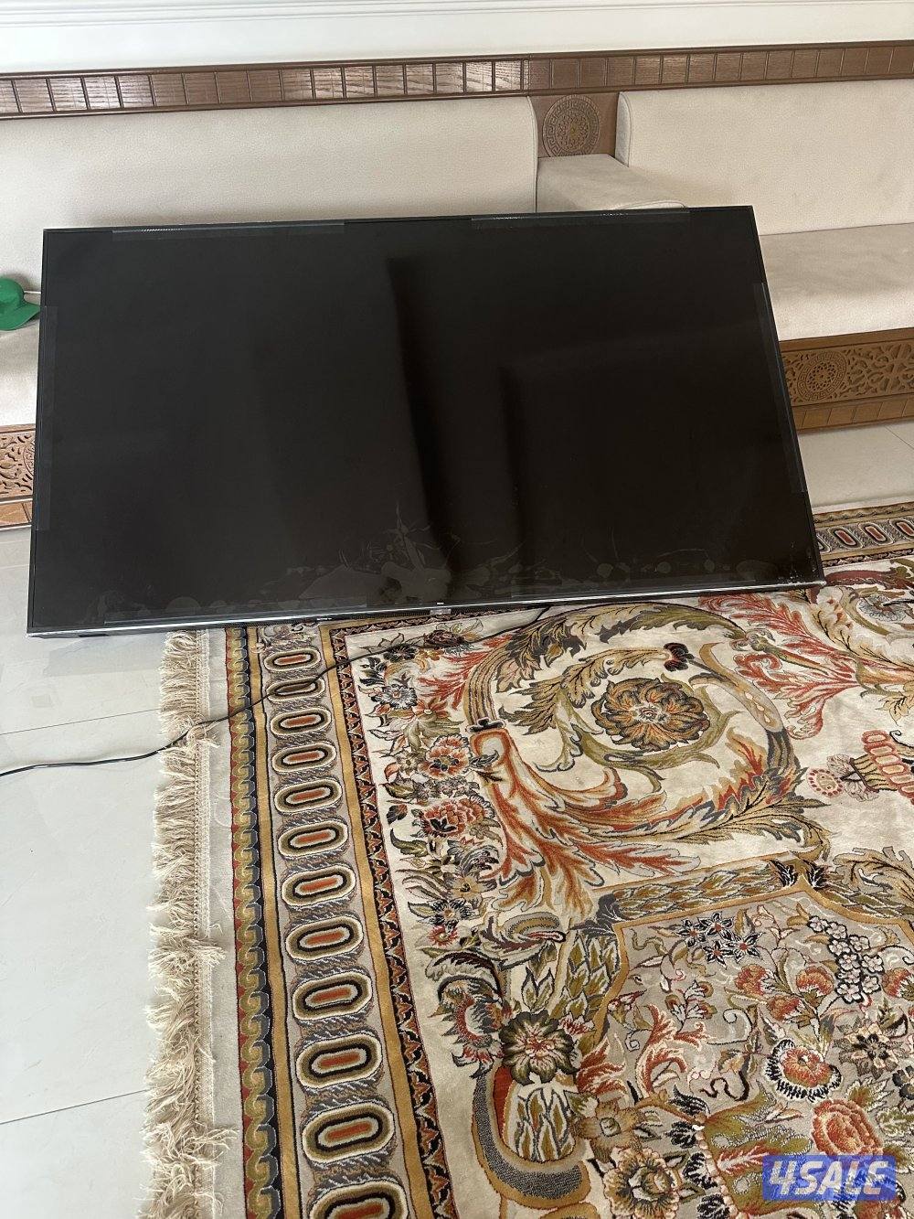 تلفزيون مكسور للبيع3