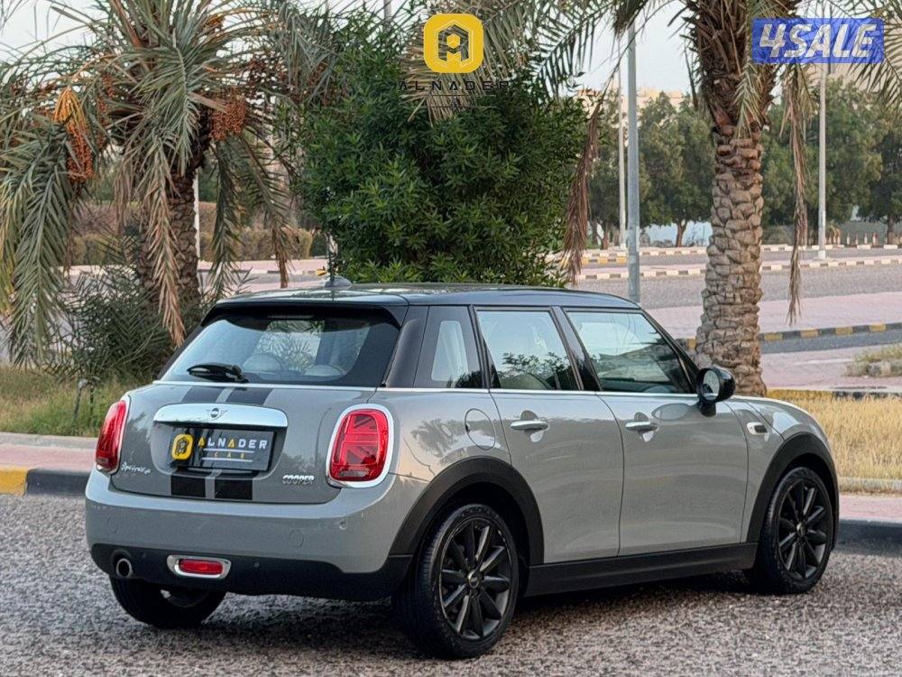 للبيع MINI COOPER موديل 2019 وارد الغانم3