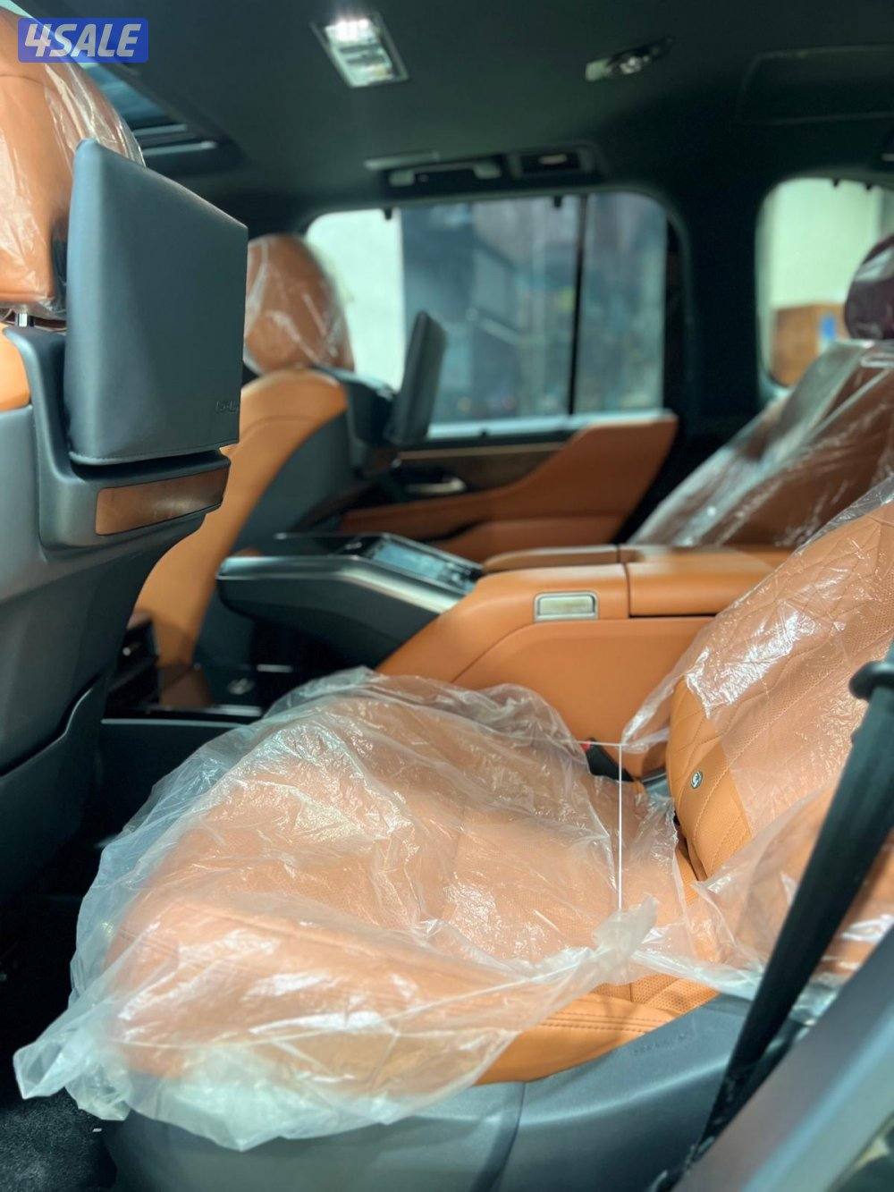 لكزس LX600 VIP موديل 2022 ماشي 34 الف صبغ الوكالة المالك الاول8