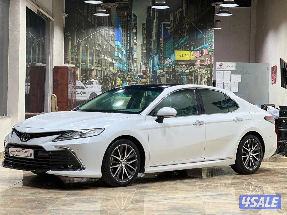 كامري ليمتد 6 سلندر الفل موديل 2023 ماشي53 الف صبغ الوكالة بحالة نادرة0