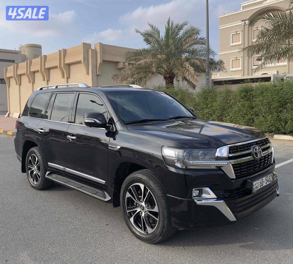 لاندكروزر قراند تورنق بحالة الوكالة0