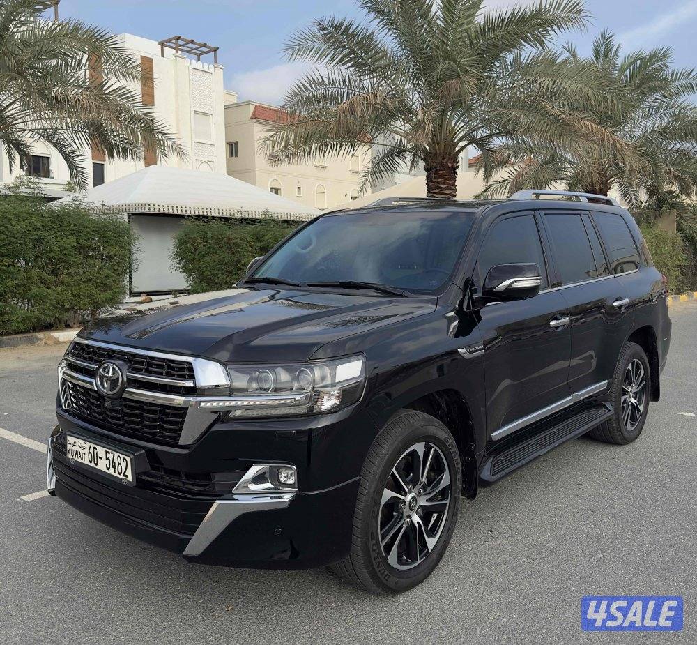 لاندكروزر قراند تورنق بحالة الوكالة1