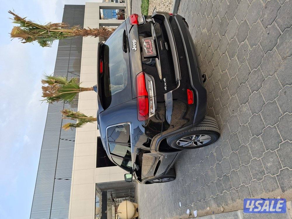 النشاما لبيع وشراء السيارات جراند شروكي1