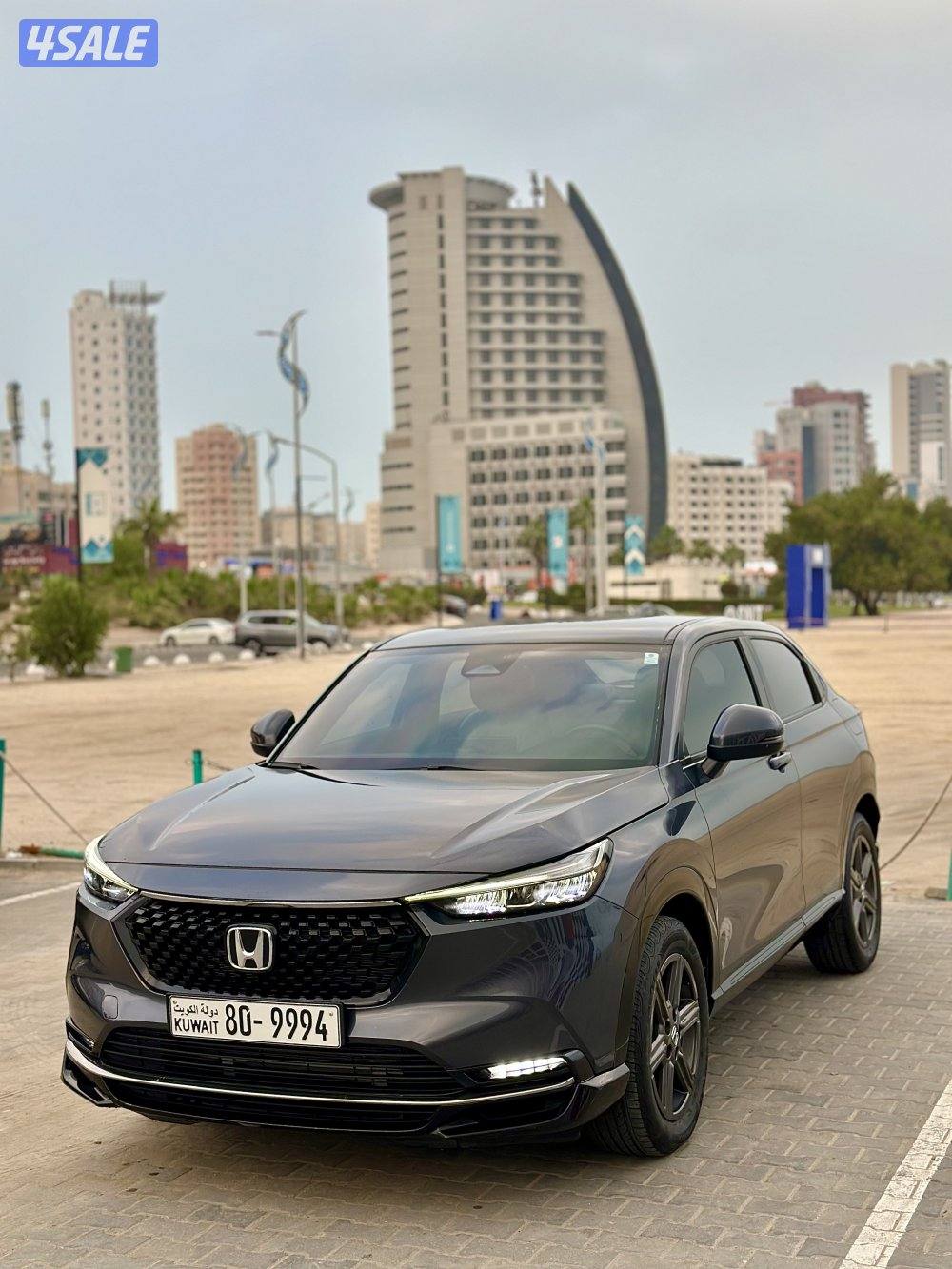 للبيع هوندا HRV 1.5 بنورما أعلى فئة بالوكالة تحت الكفاله ماشي ٤٤ الف1