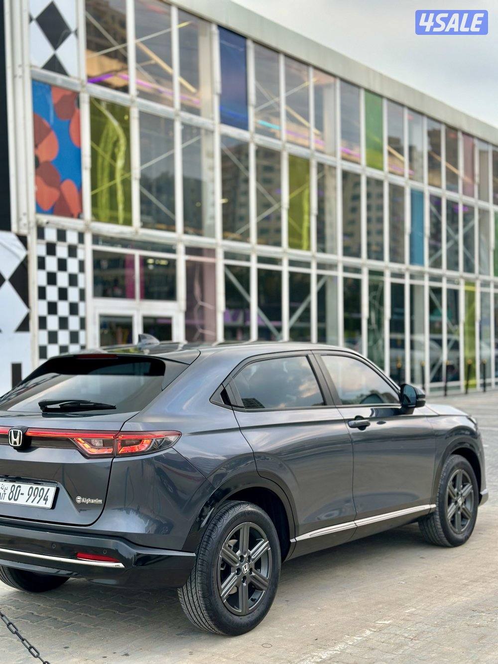 للبيع هوندا HRV 1.5 بنورما أعلى فئة بالوكالة تحت الكفاله ماشي ٤٤ الف4