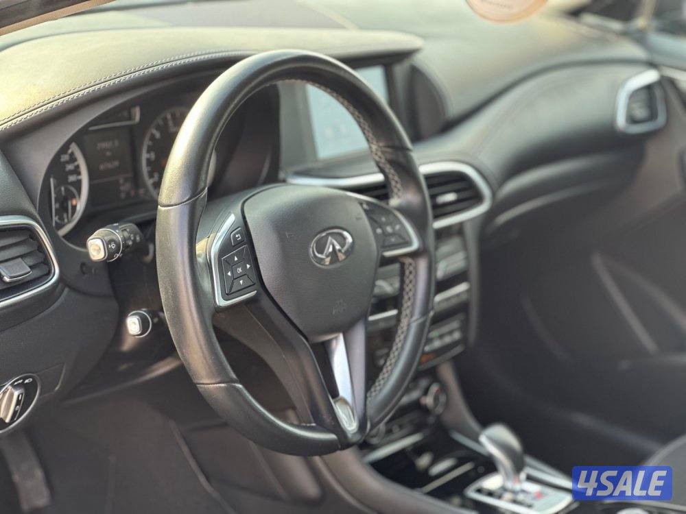 للبيع انفنتي Q30 ماشي ٦٧ الف كيلو6