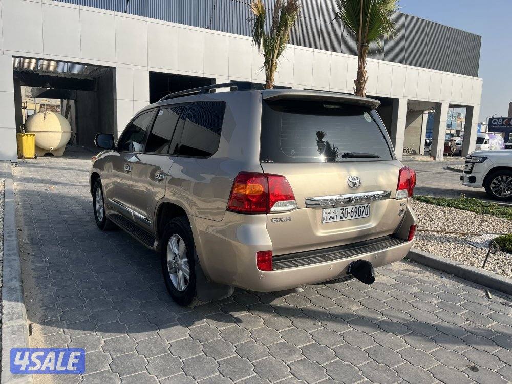 للبيع لاند كروزر موديل 20154